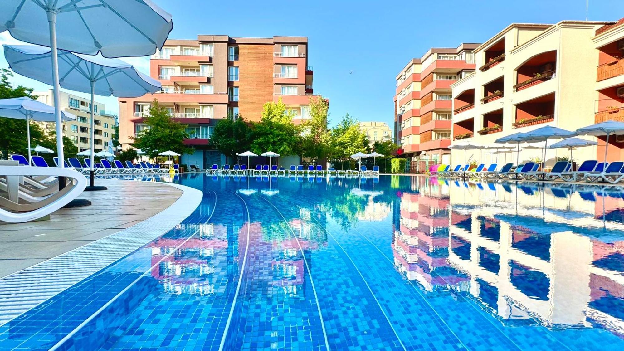 Bratanov Asteria Family Apartment